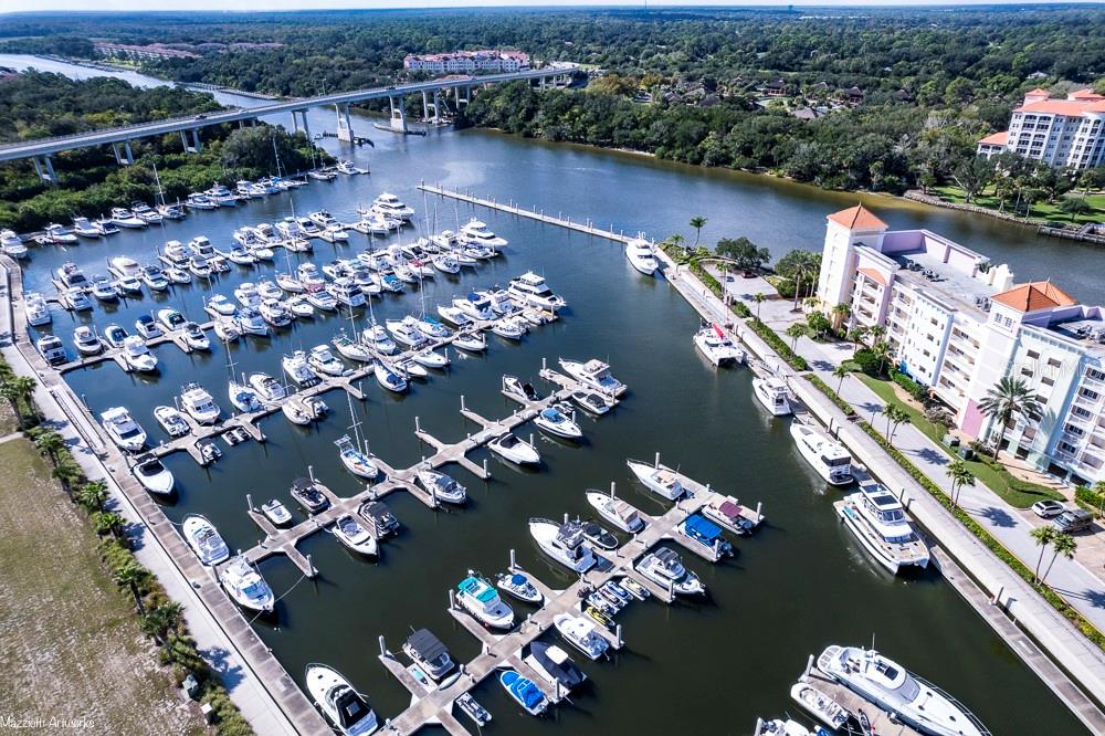 Image 29 of 49 For 102 Yacht Harbor Drive 263