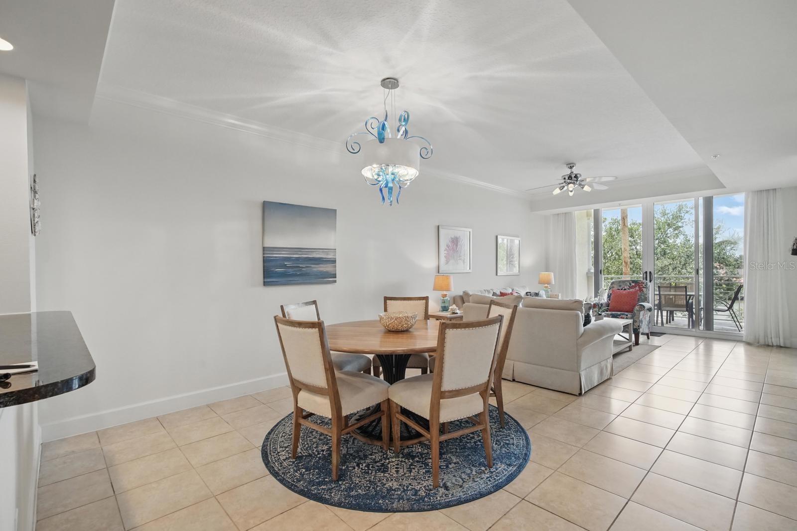 Image 3 of 49 For 102 Yacht Harbor Drive 263