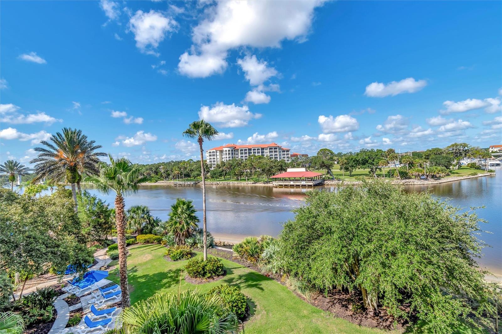 Image 35 of 49 For 102 Yacht Harbor Drive 263