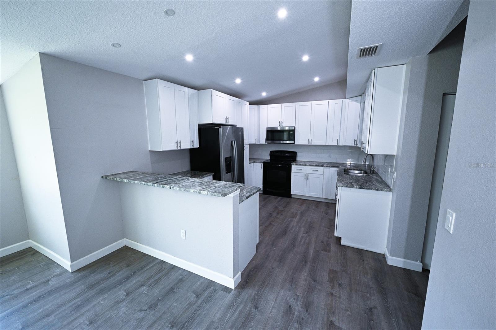Image 10 of 23 For 6786 Gaspar Circle W