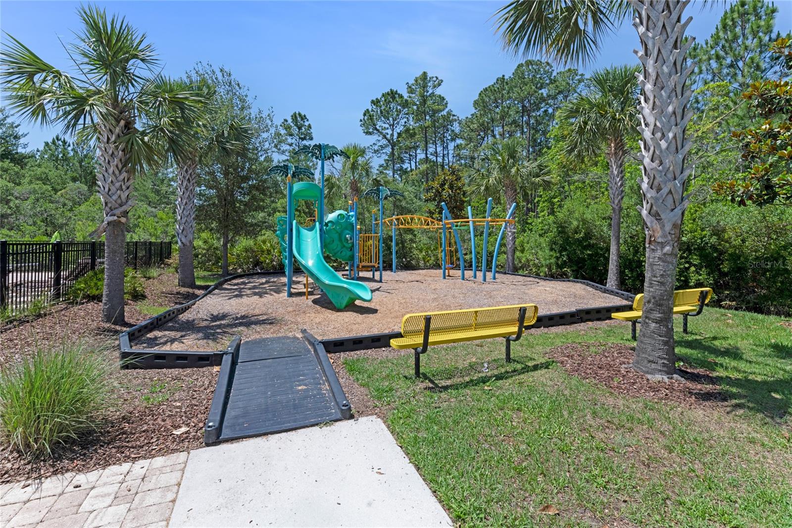 Image 32 of 39 For 574 Seville Parkway