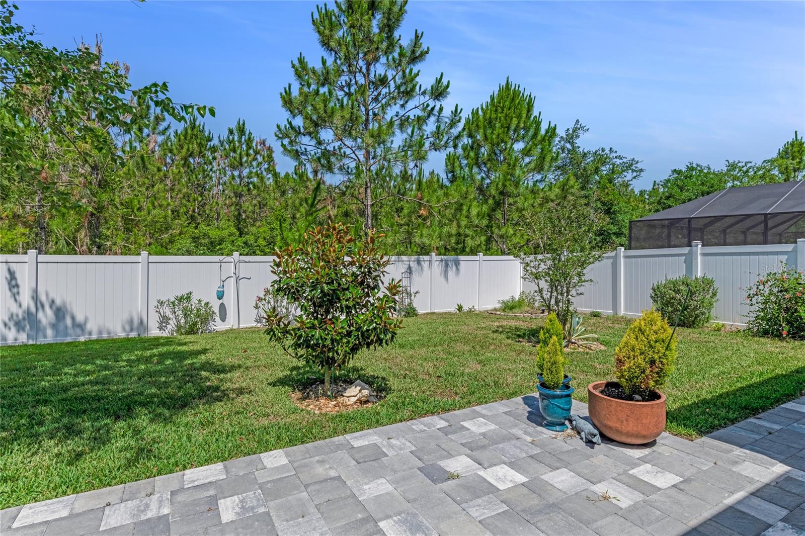 Image 4 of 39 For 574 Seville Parkway