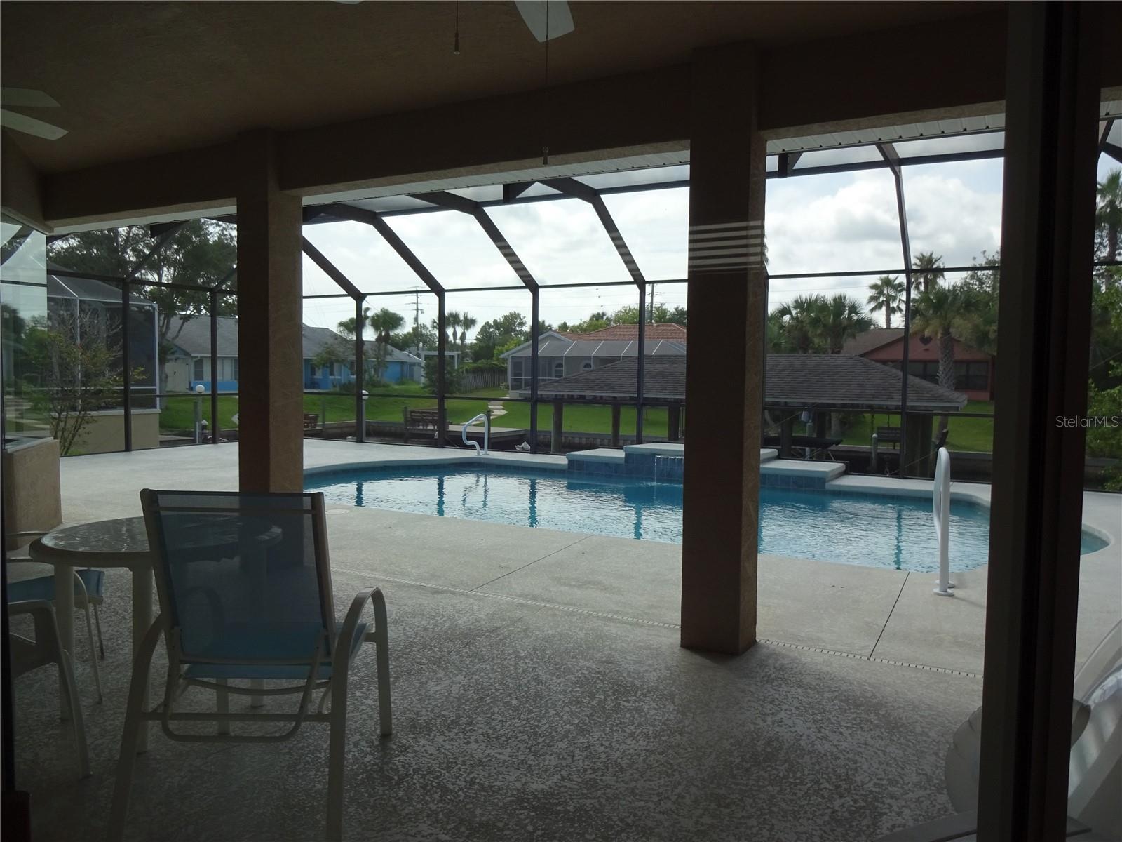 Image 16 of 20 For 7 Cherokee Court W