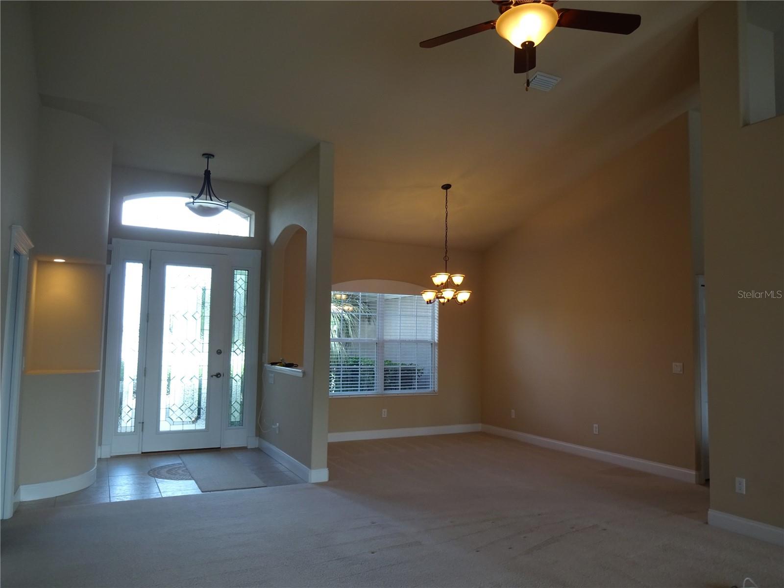 Image 4 of 20 For 7 Cherokee Court W