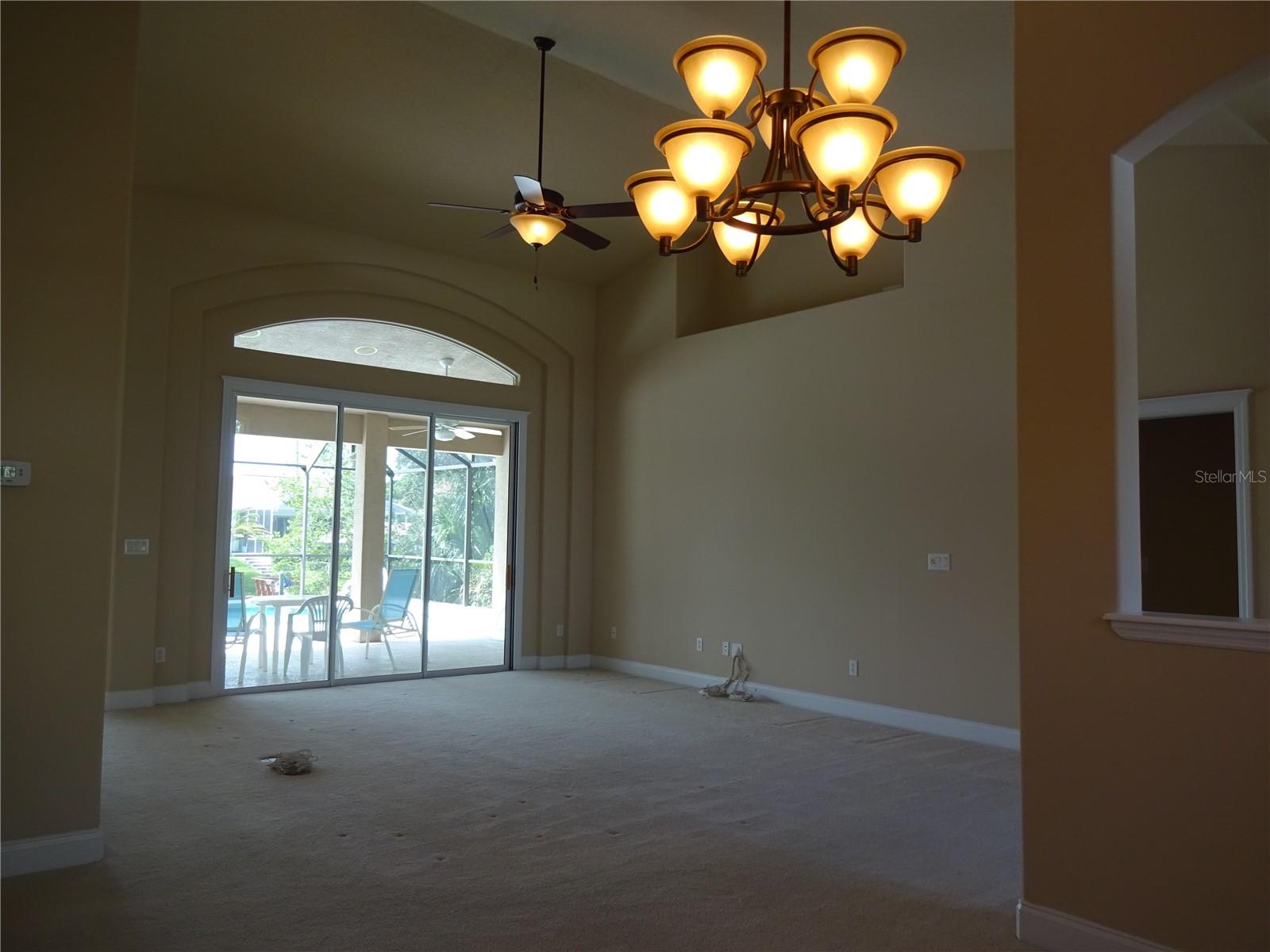 Image 7 of 20 For 7 Cherokee Court W