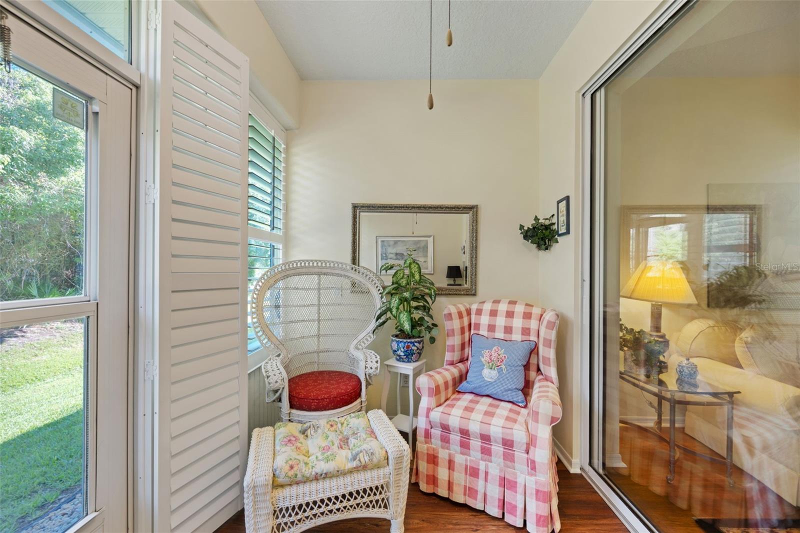 Image 18 of 55 For 33 Veranda Way 33