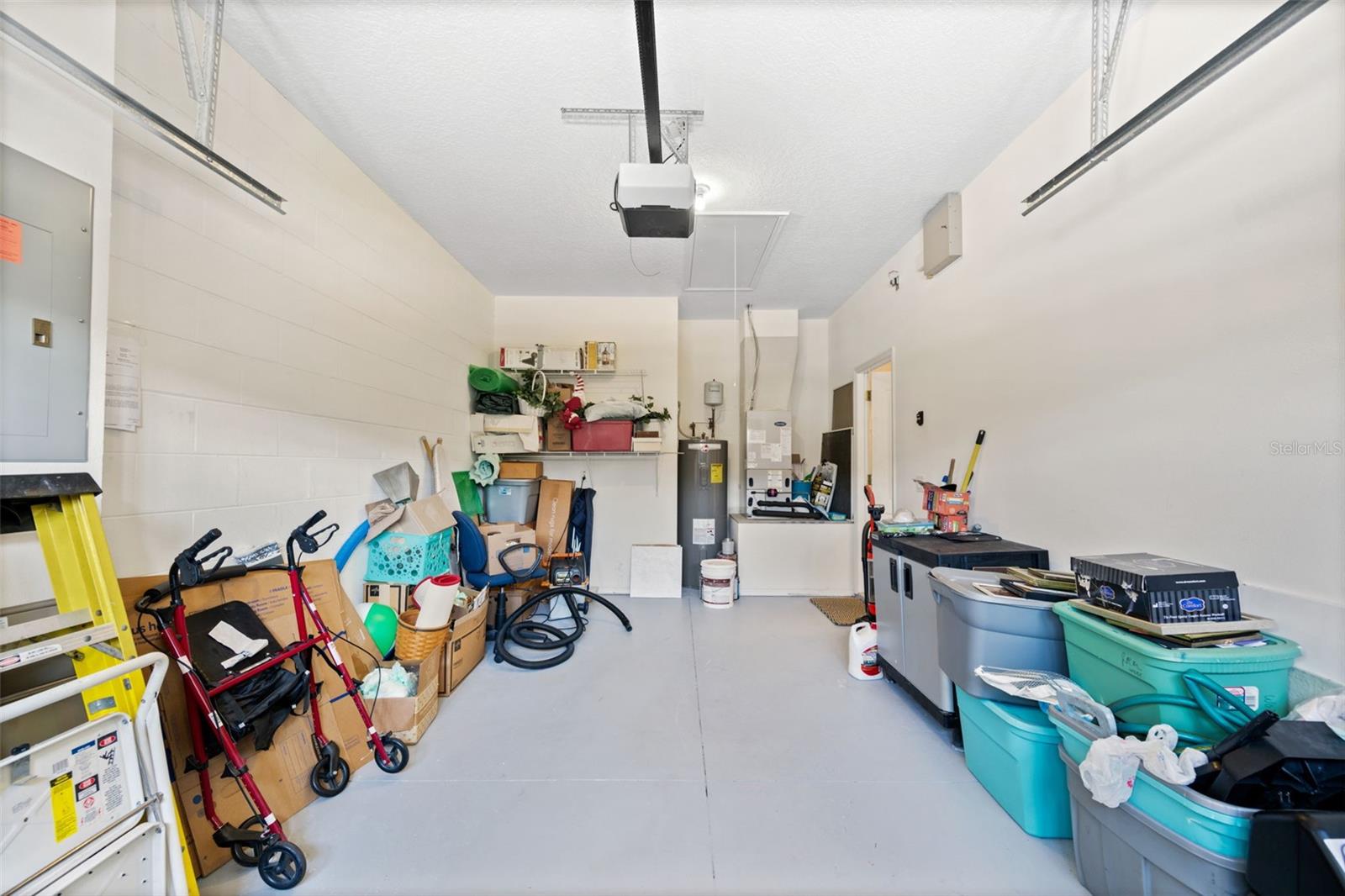 Image 38 of 55 For 33 Veranda Way 33