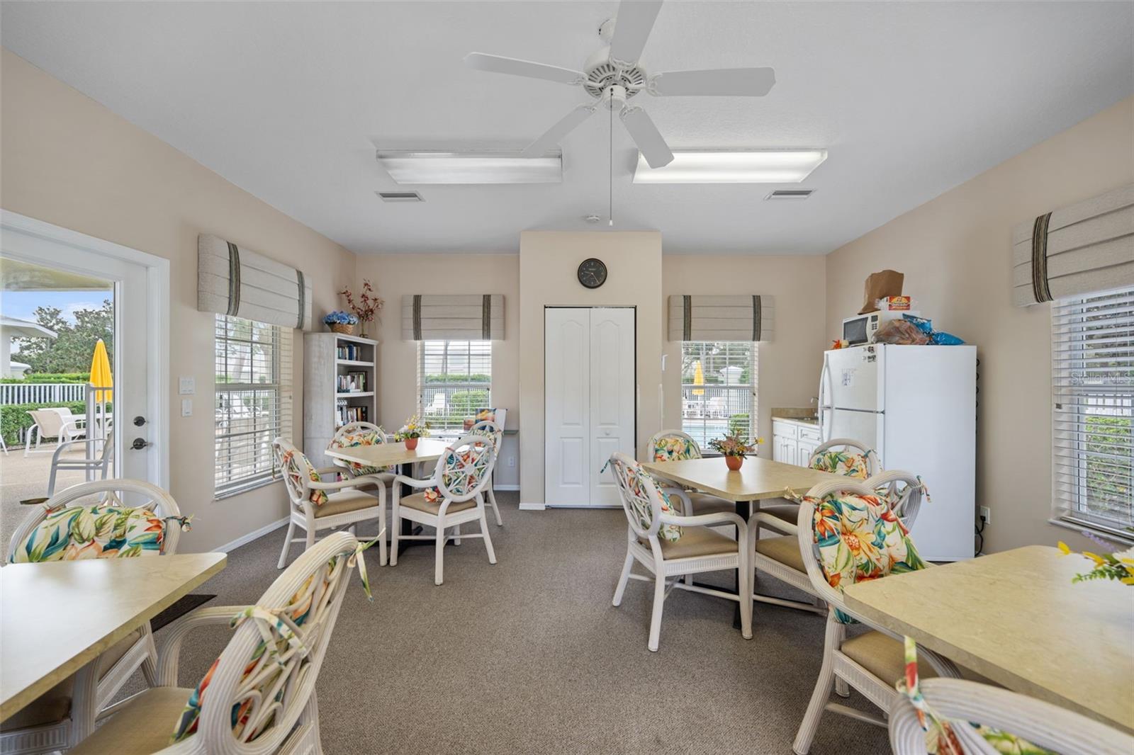 Image 46 of 55 For 33 Veranda Way 33
