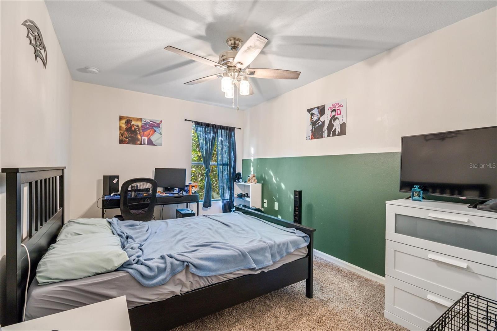 Image 21 of 27 For 8542 Jasper Avenue