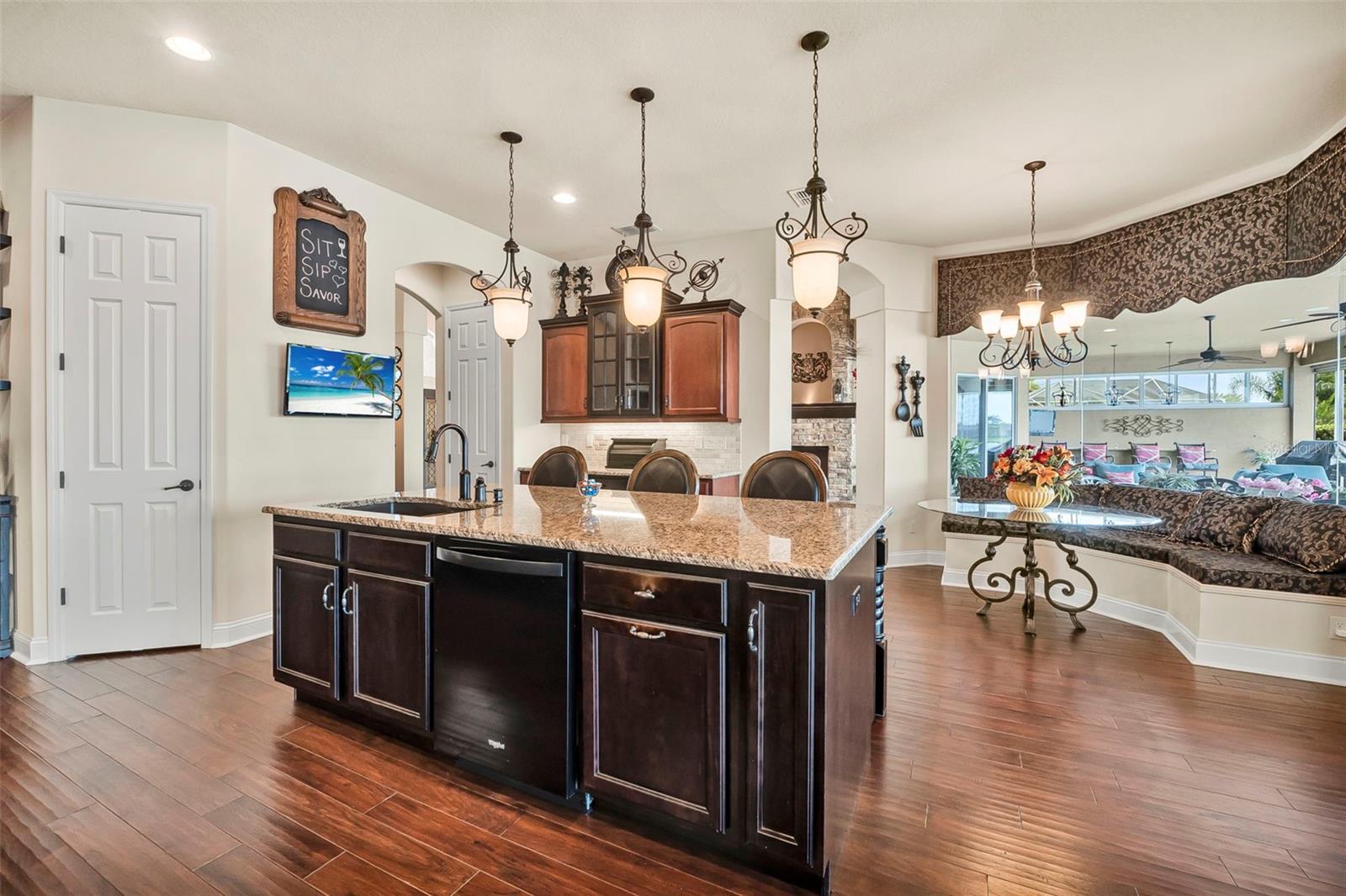 Image 18 of 60 For 568 Luna Bella Lane