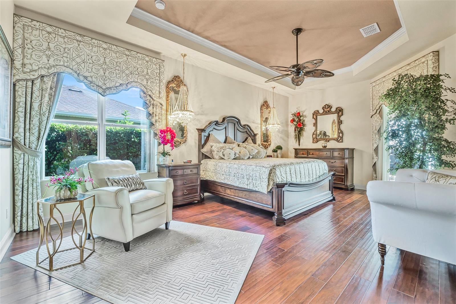 Image 26 of 60 For 568 Luna Bella Lane