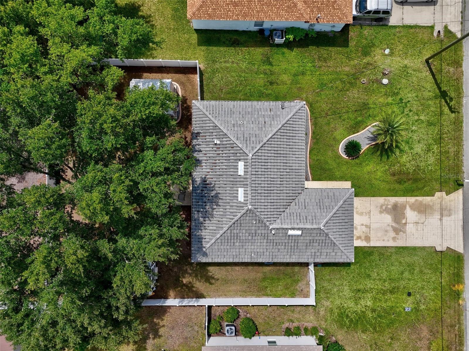 Image 38 of 44 For 226 Pinegrove Drive