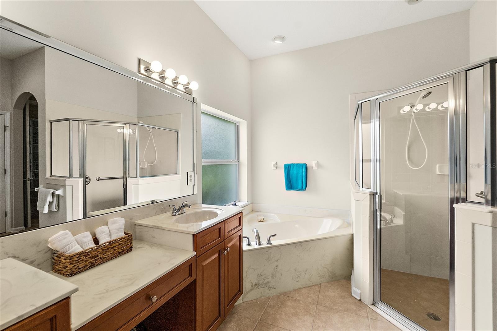 Image 31 of 58 For 341 Valverde Lane