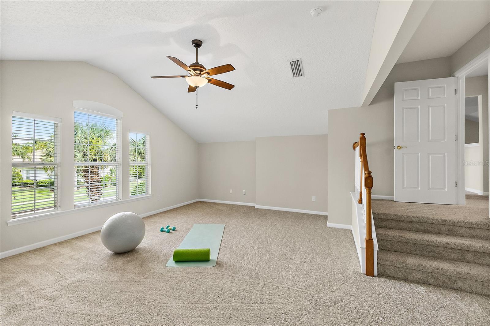 Image 36 of 58 For 341 Valverde Lane
