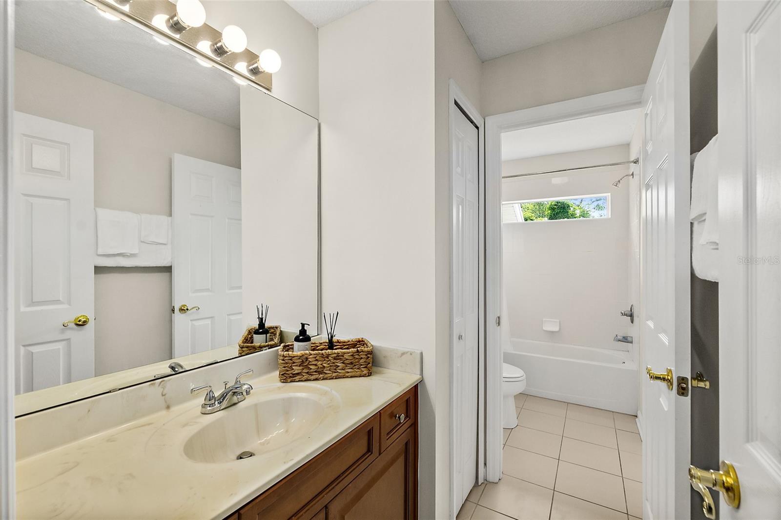 Image 42 of 58 For 341 Valverde Lane