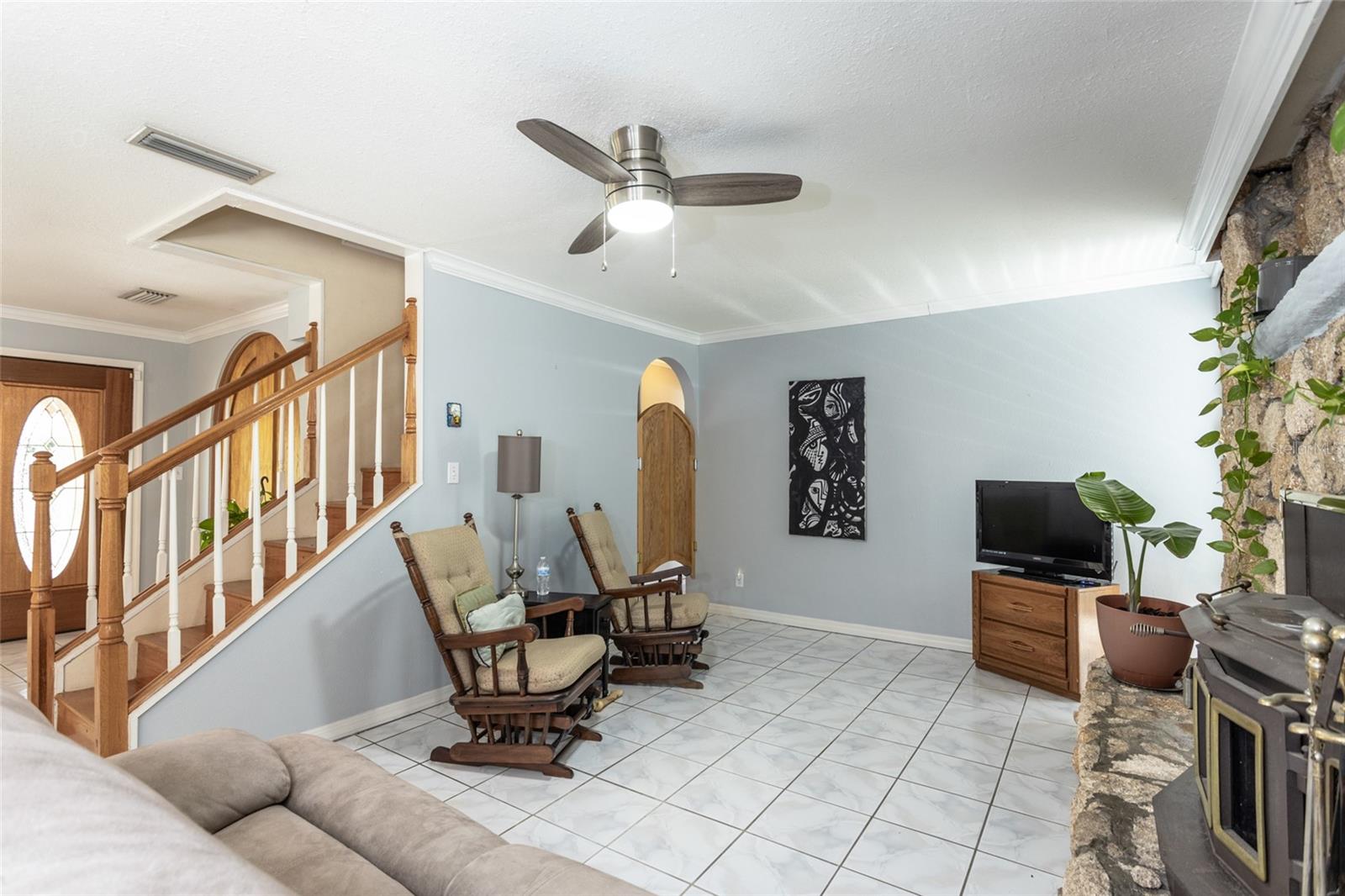 Image 15 of 46 For 5009 Shore Drive