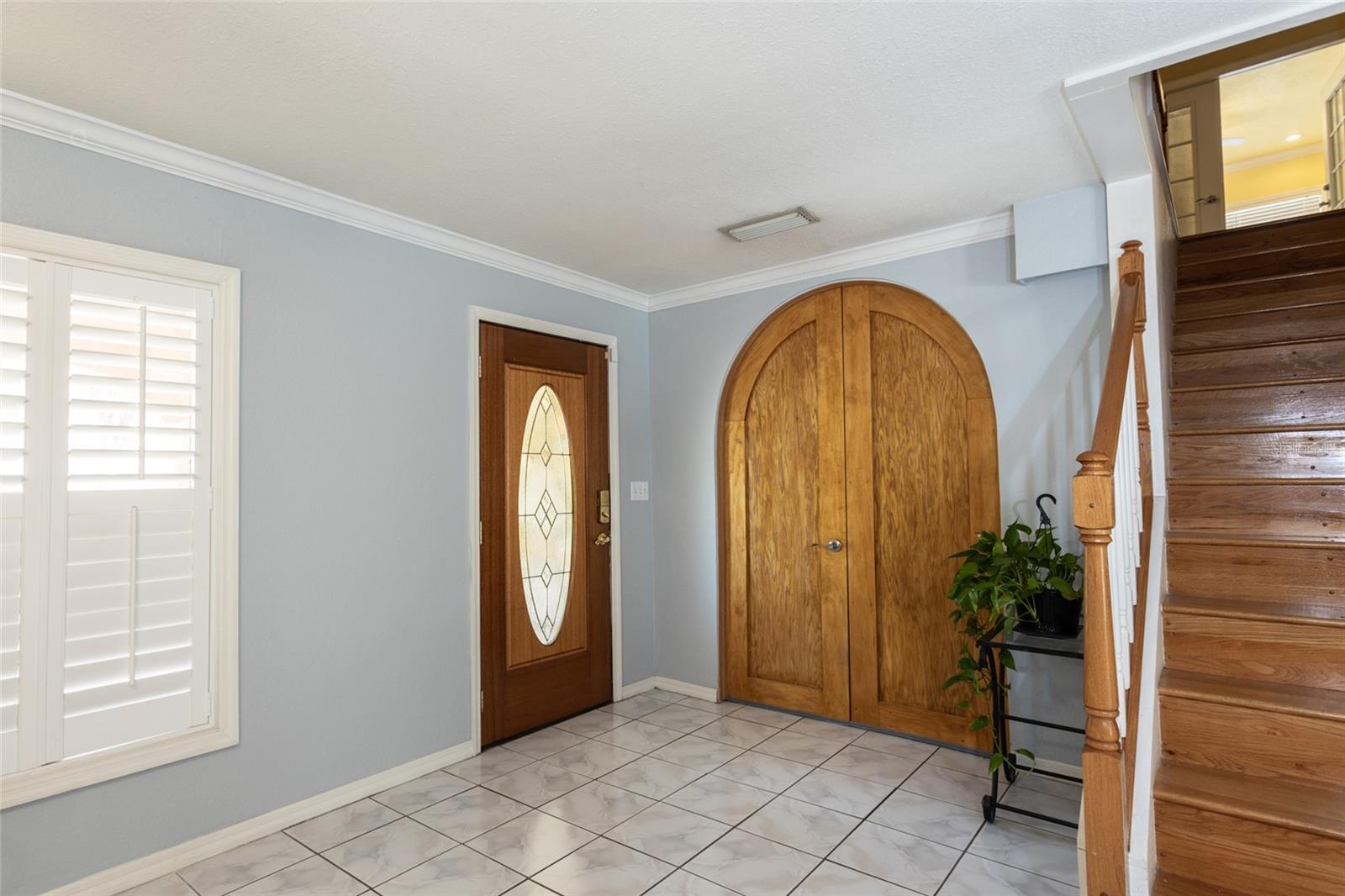 Image 8 of 46 For 5009 Shore Drive