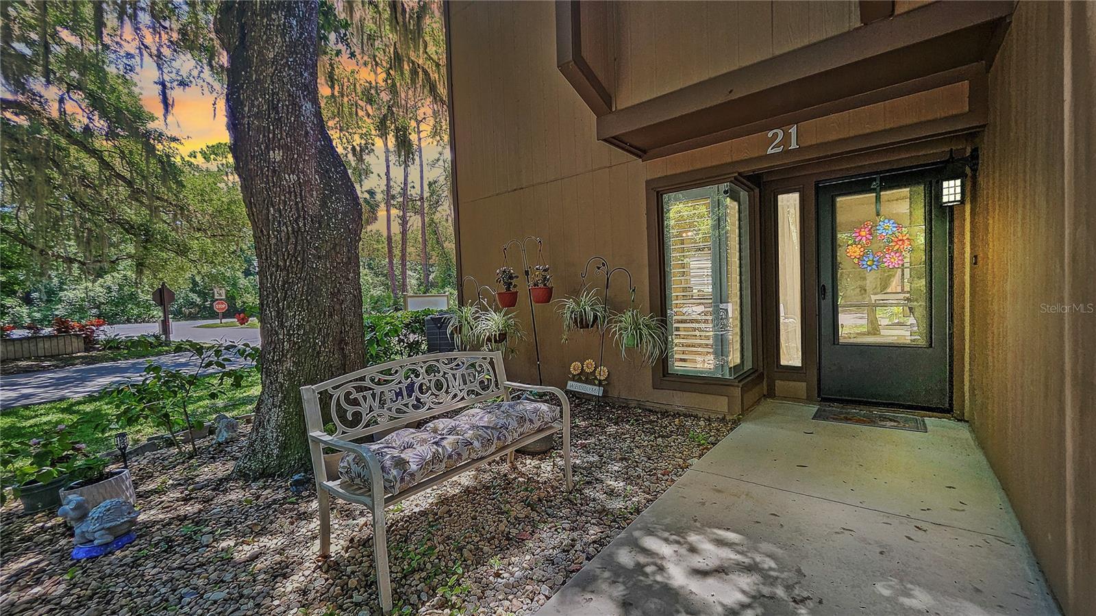 Image 3 of 32 For 21 Mid Pines Circle