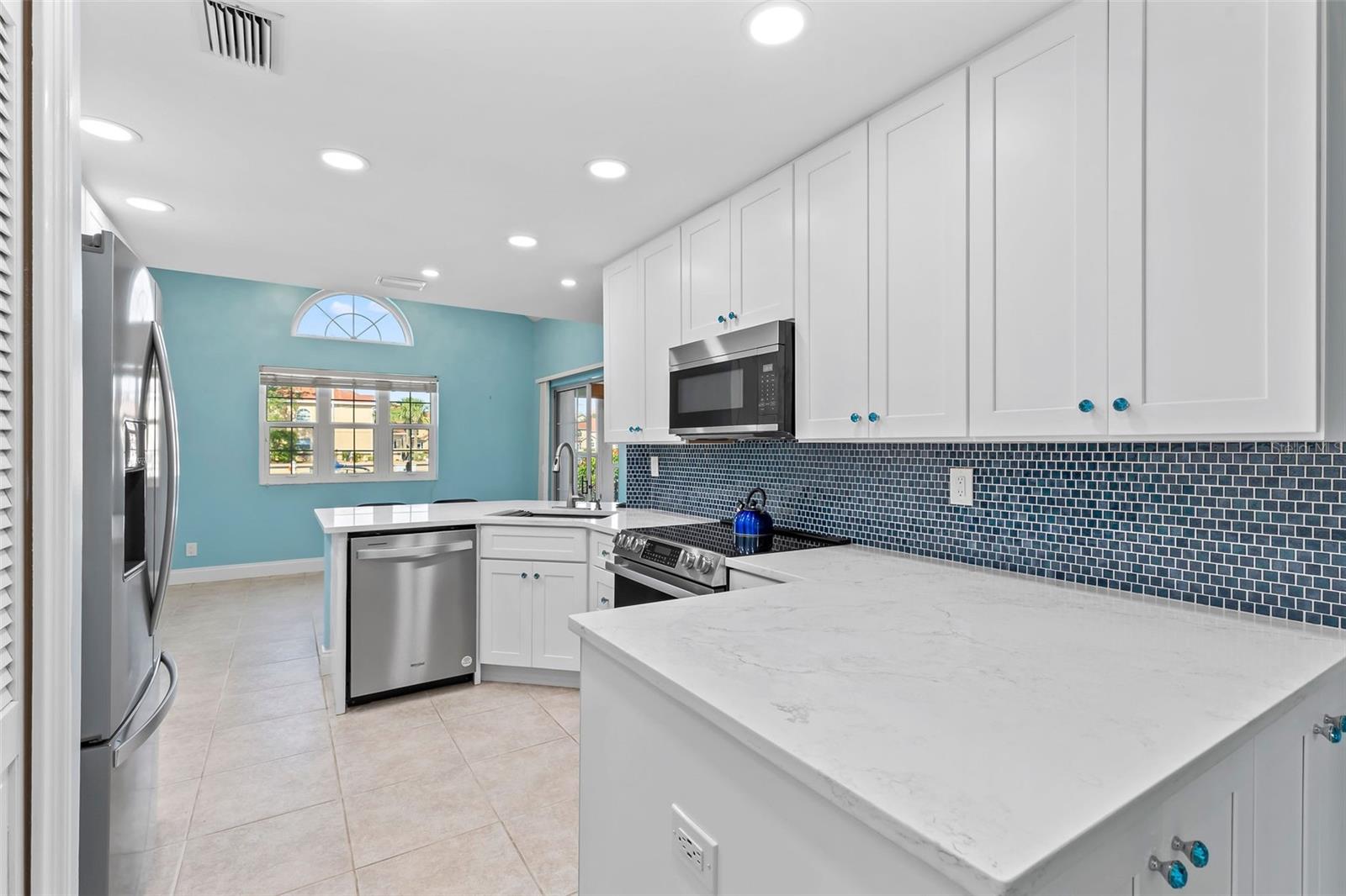 Image 10 of 64 For 50 Rivers Edge Lane