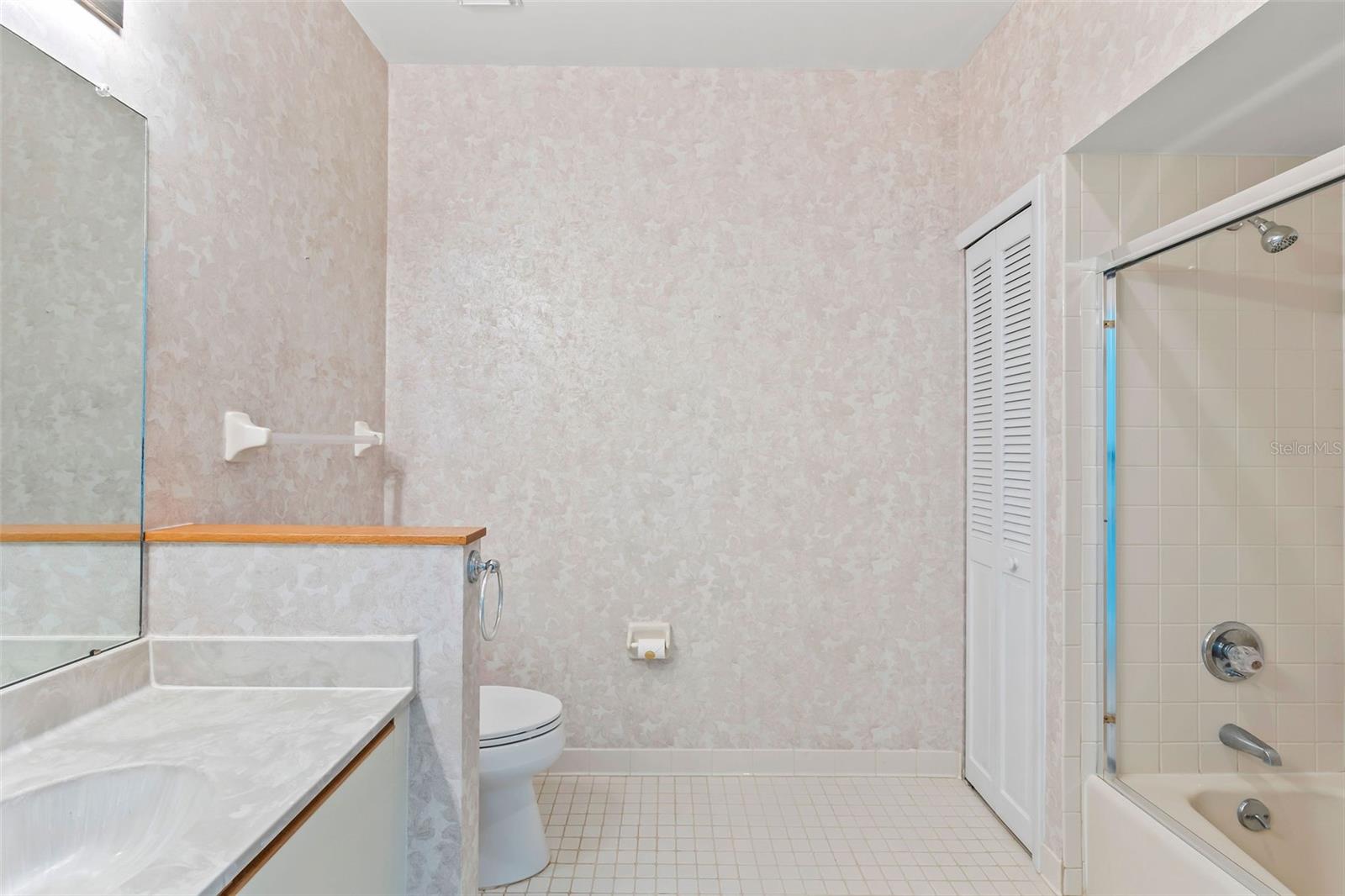 Image 28 of 64 For 50 Rivers Edge Lane