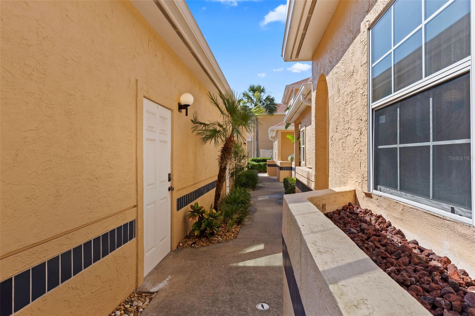 Image 32 of 64 For 50 Rivers Edge Lane