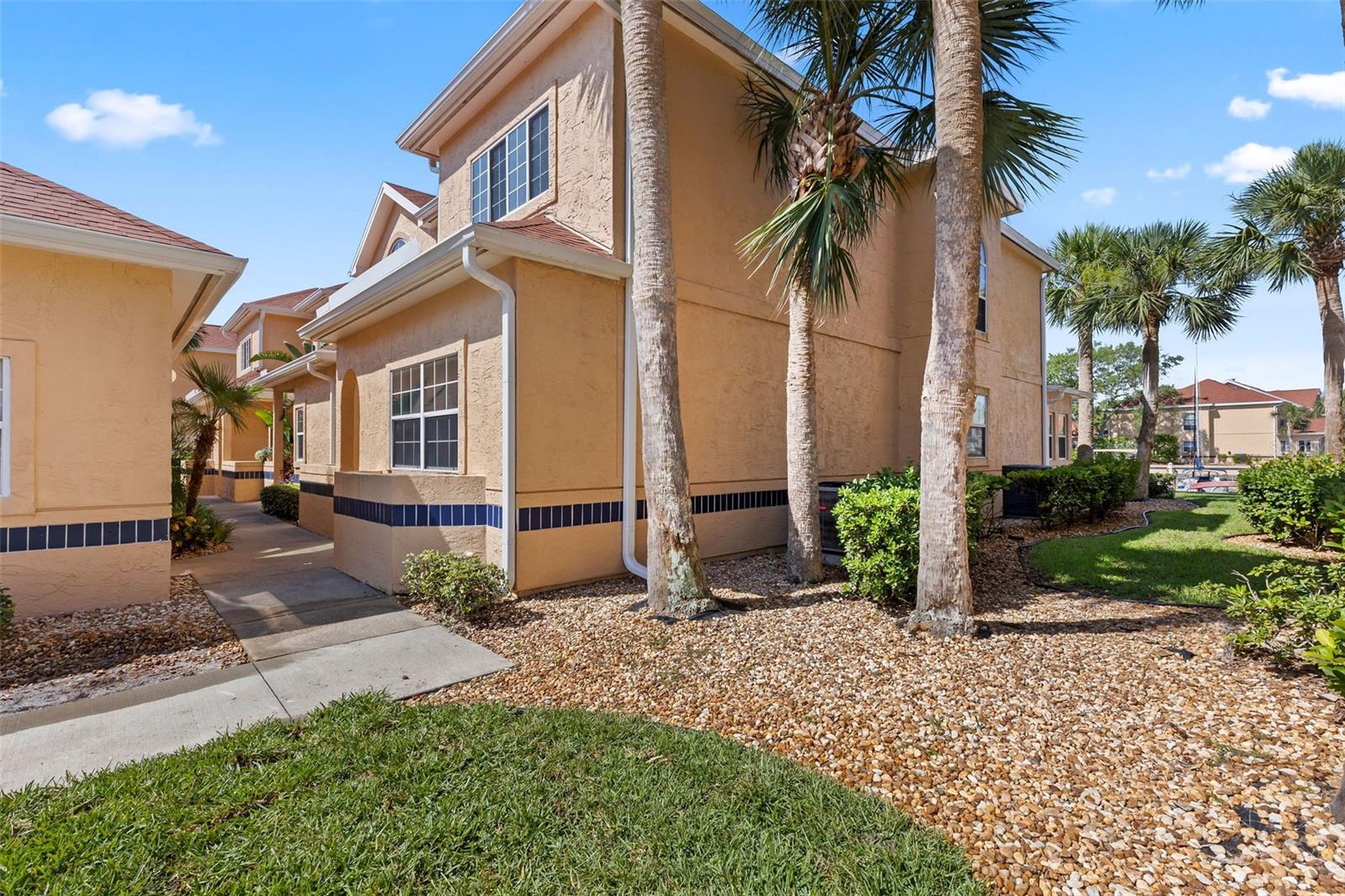 Image 37 of 64 For 50 Rivers Edge Lane