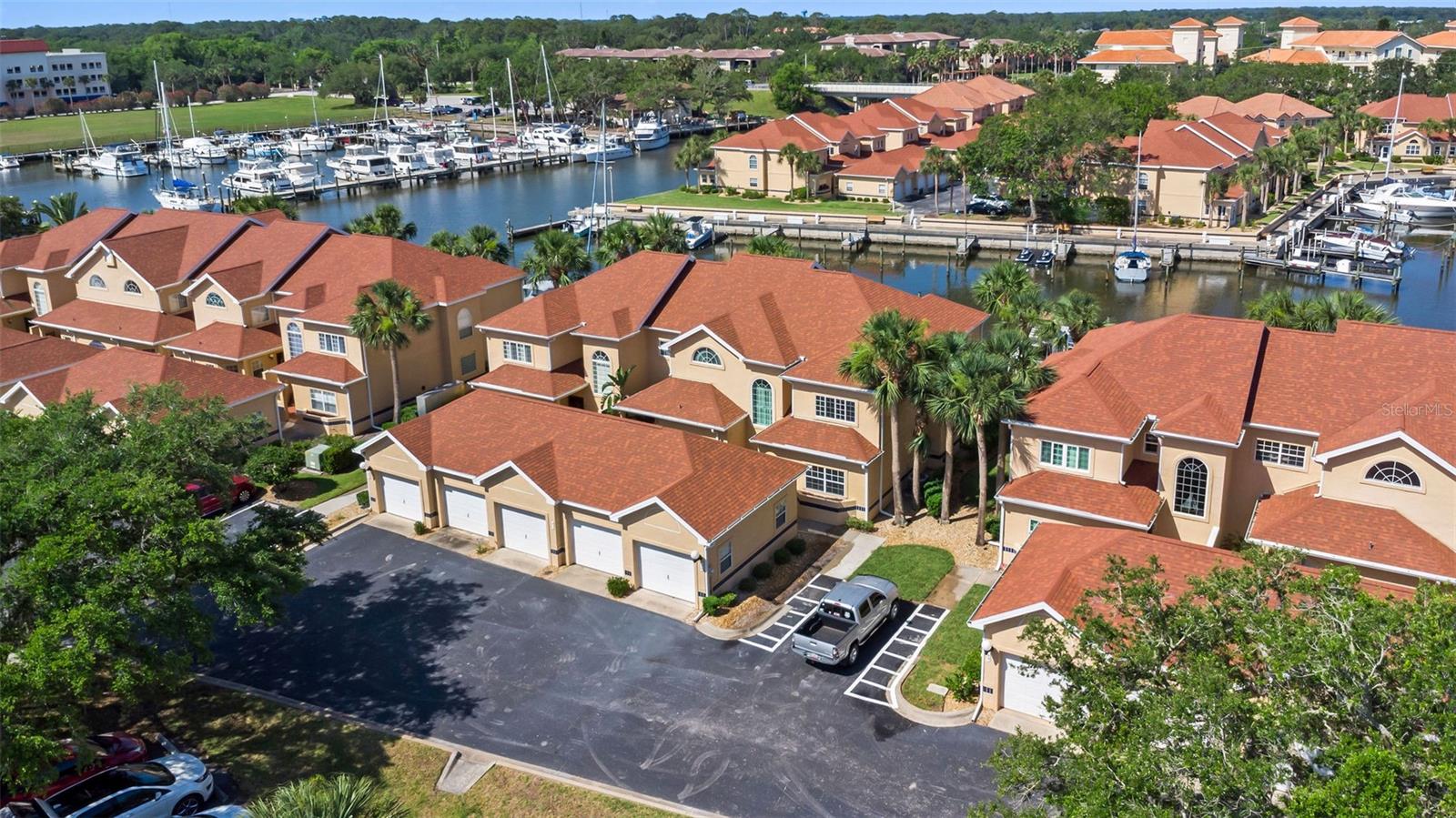 Image 4 of 64 For 50 Rivers Edge Lane