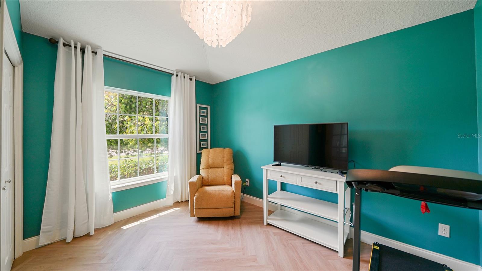 Image 5 of 45 For 2020 Spring Meadows Court