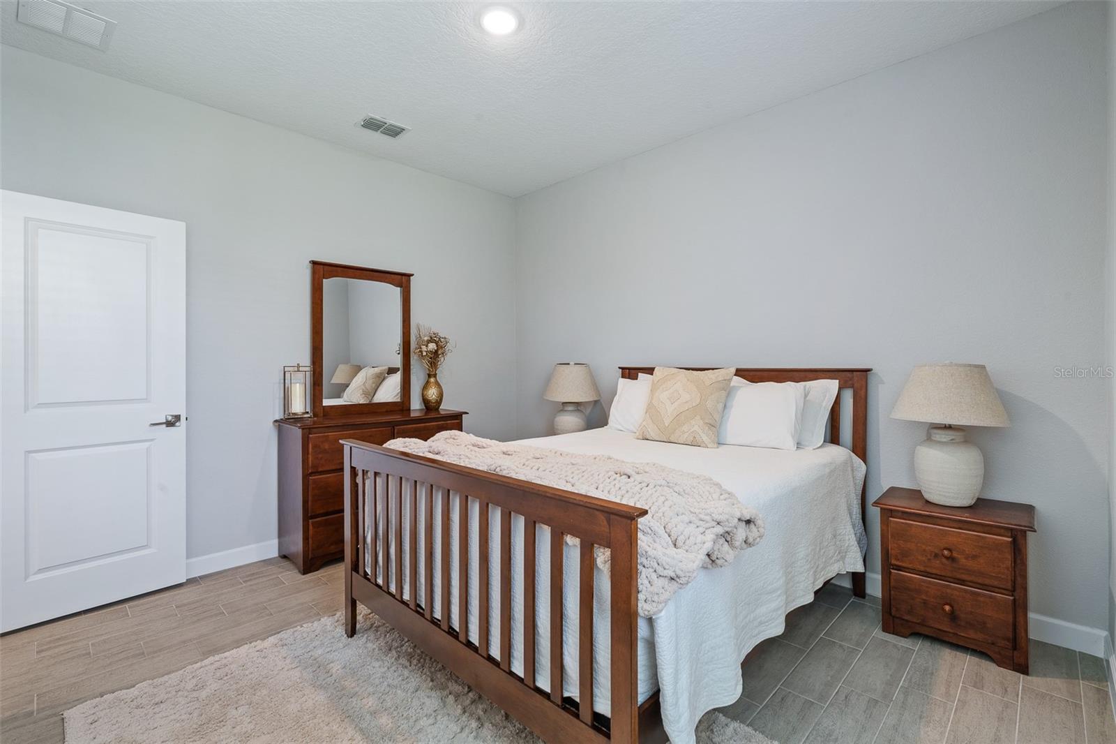 Image 34 of 68 For 90 Lancelot Drive