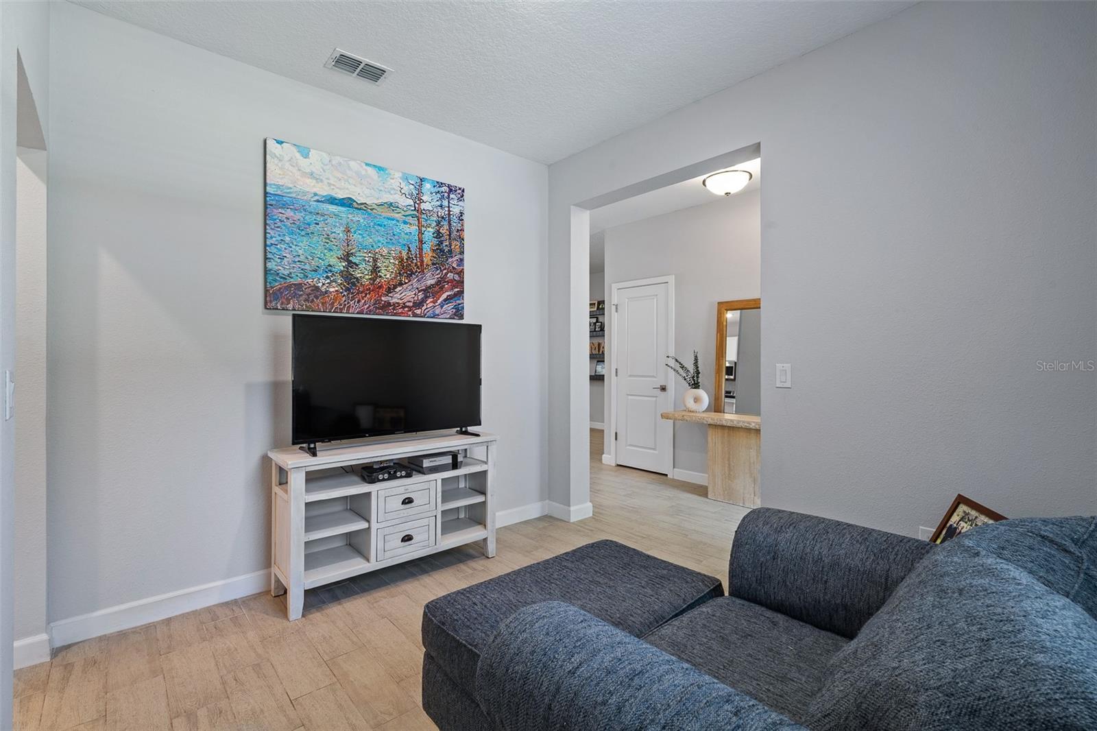 Image 7 of 68 For 90 Lancelot Drive