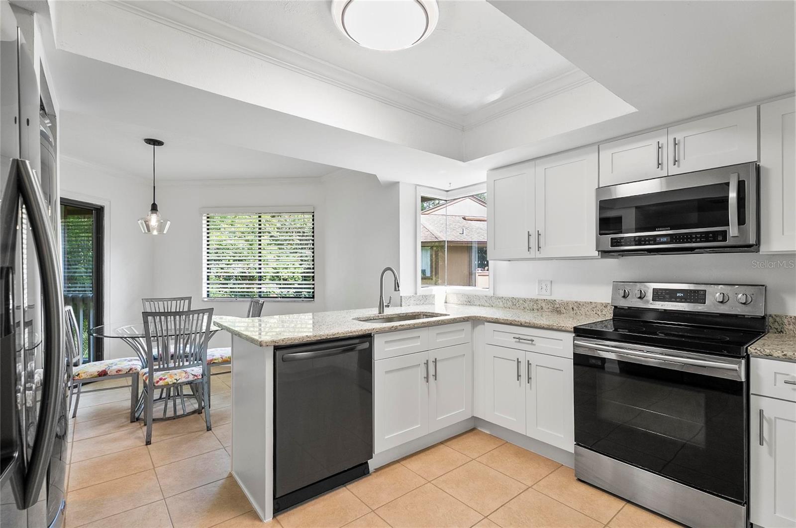 Image 17 of 55 For 8 Oakmont Court 0