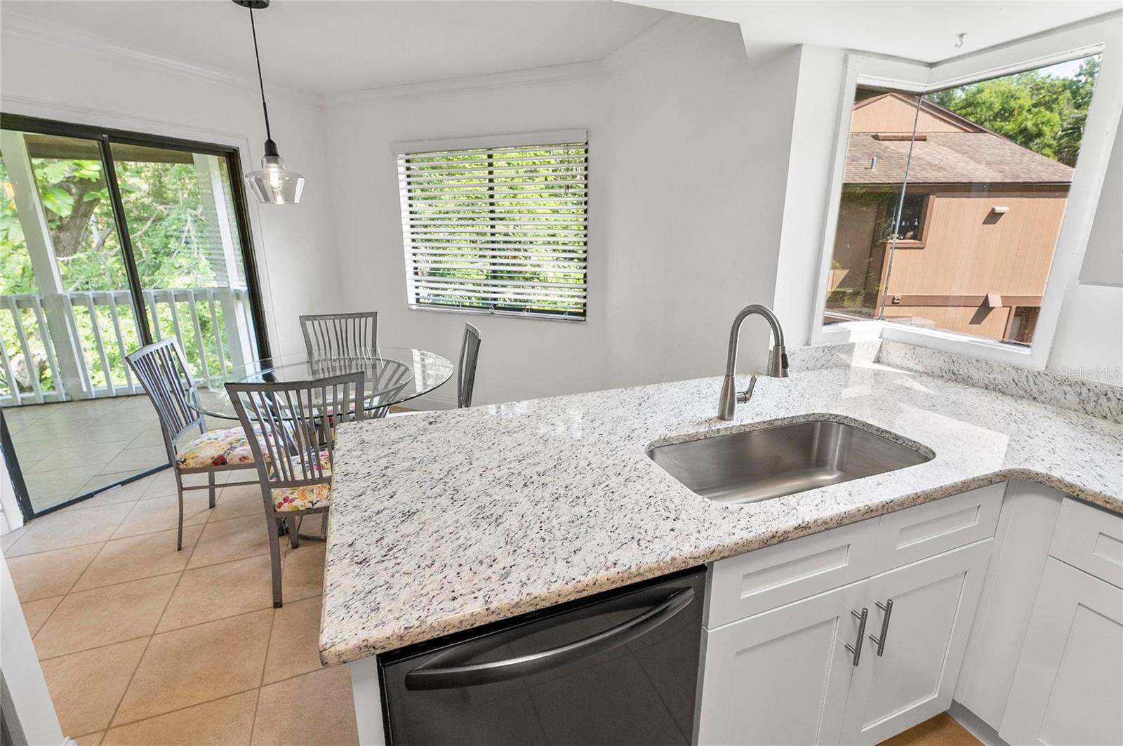 Image 19 of 55 For 8 Oakmont Court 0