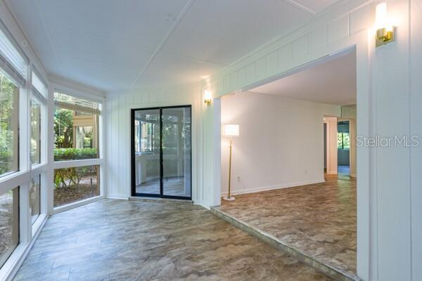 Image 11 of 25 For 9 Masters Court