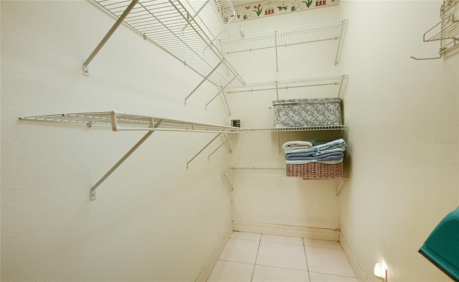 Image 40 of 47 For 20 Cedardale Court