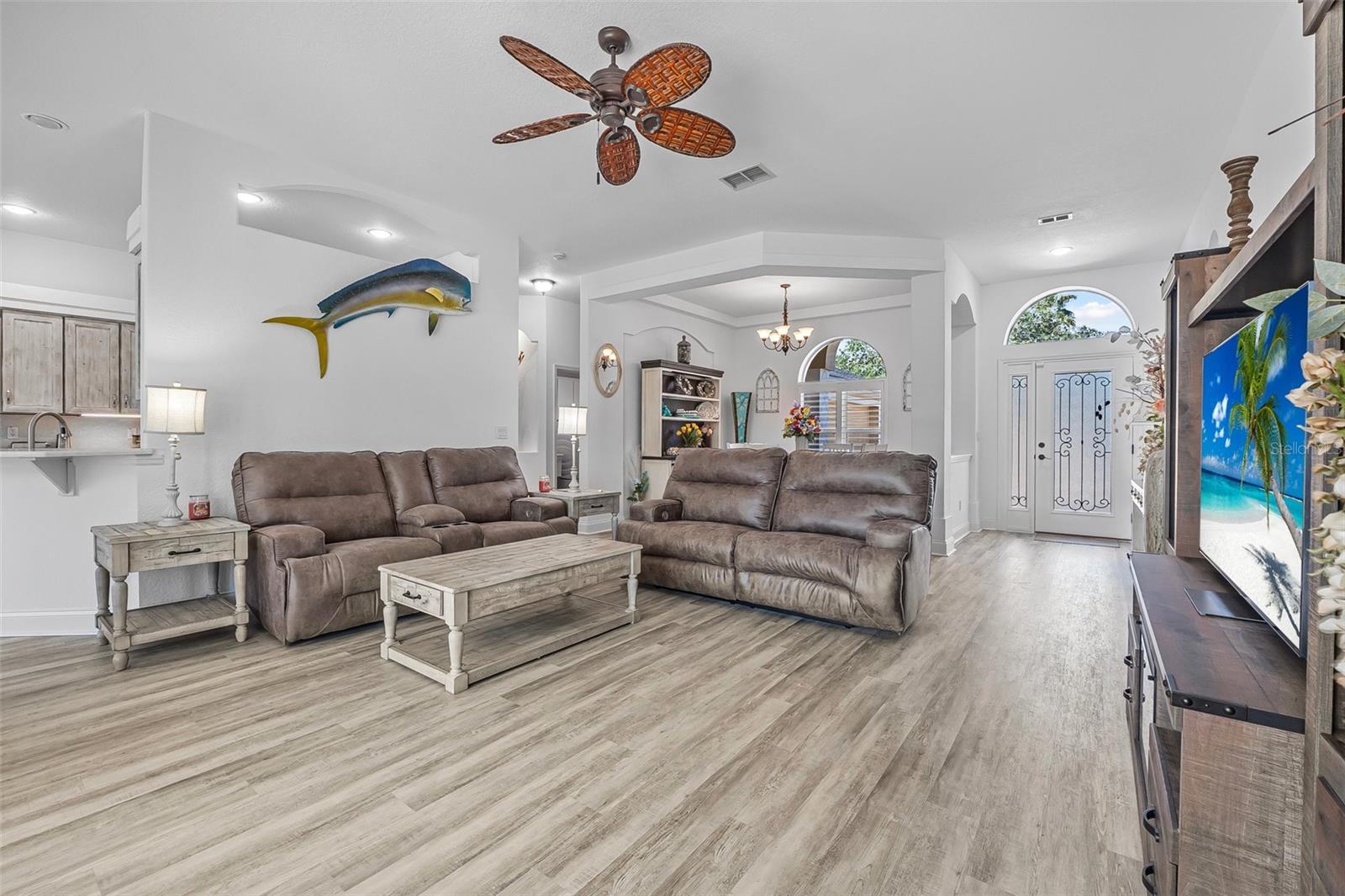 Image 14 of 42 For 3615 Marisol Court