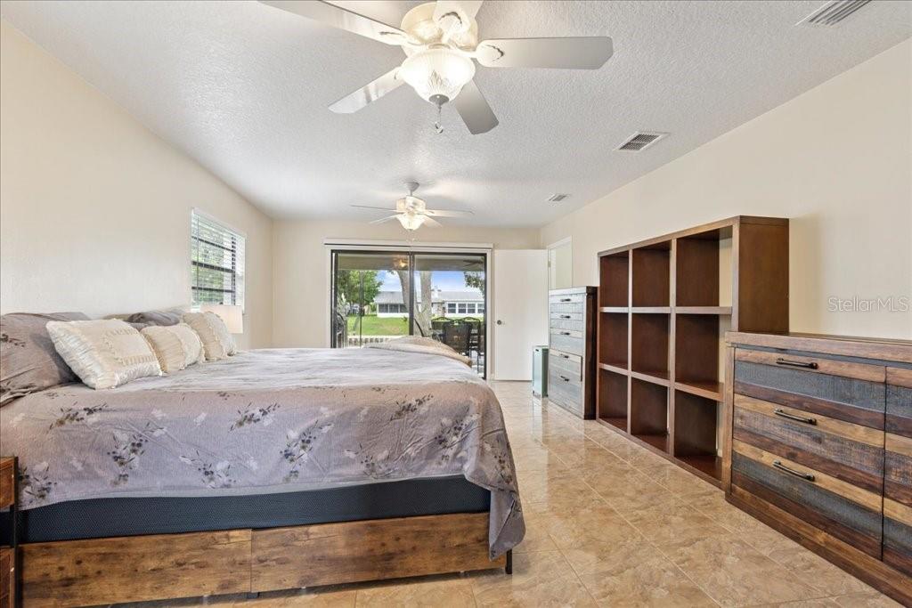 Image 22 of 38 For 16 Claymont Court S