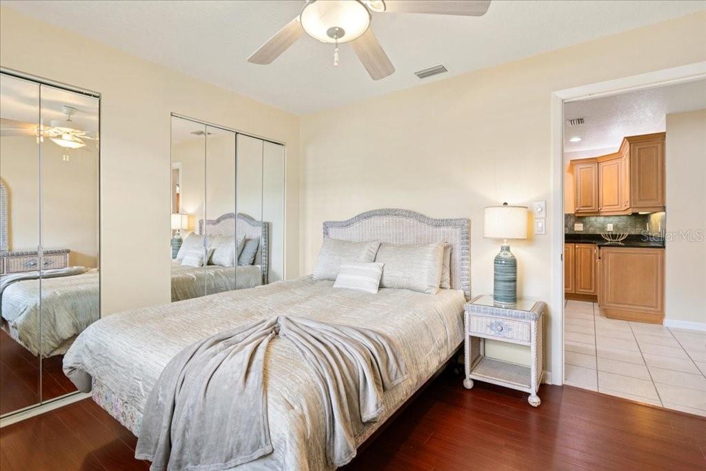 Image 25 of 38 For 16 Claymont Court S