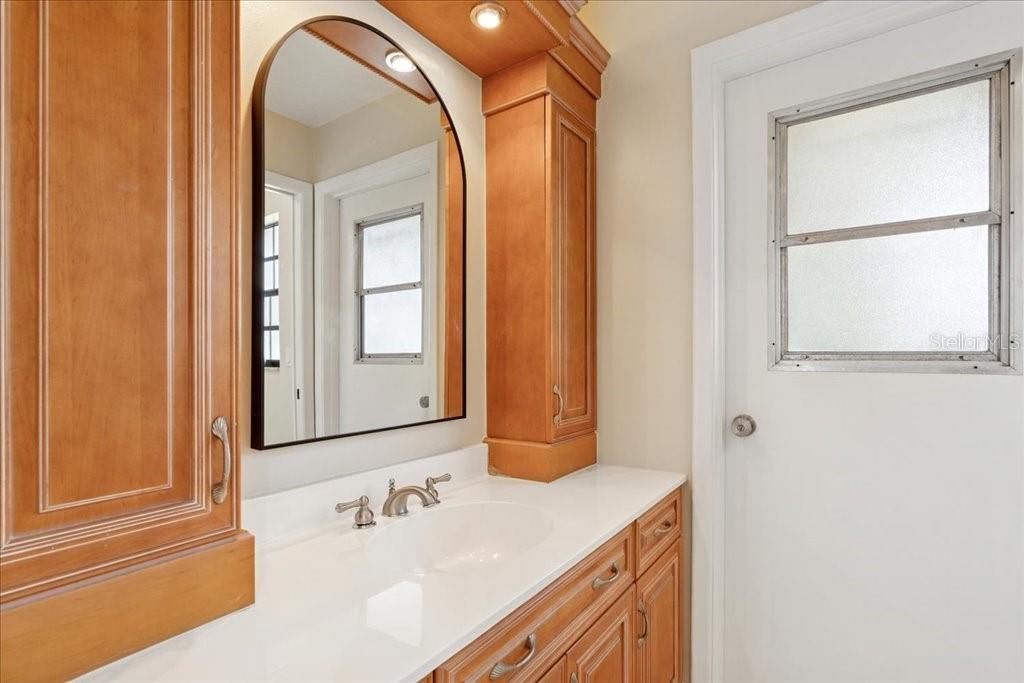 Image 26 of 38 For 16 Claymont Court S