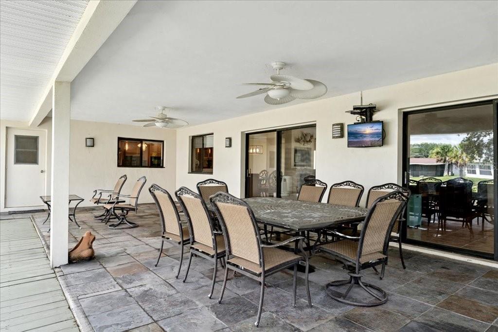 Image 30 of 38 For 16 Claymont Court S