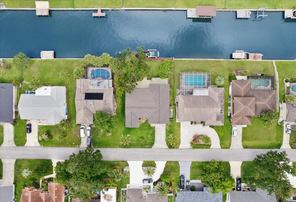 Image 33 of 38 For 16 Claymont Court S