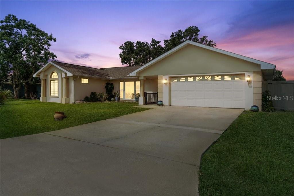 Image 8 of 38 For 16 Claymont Court S