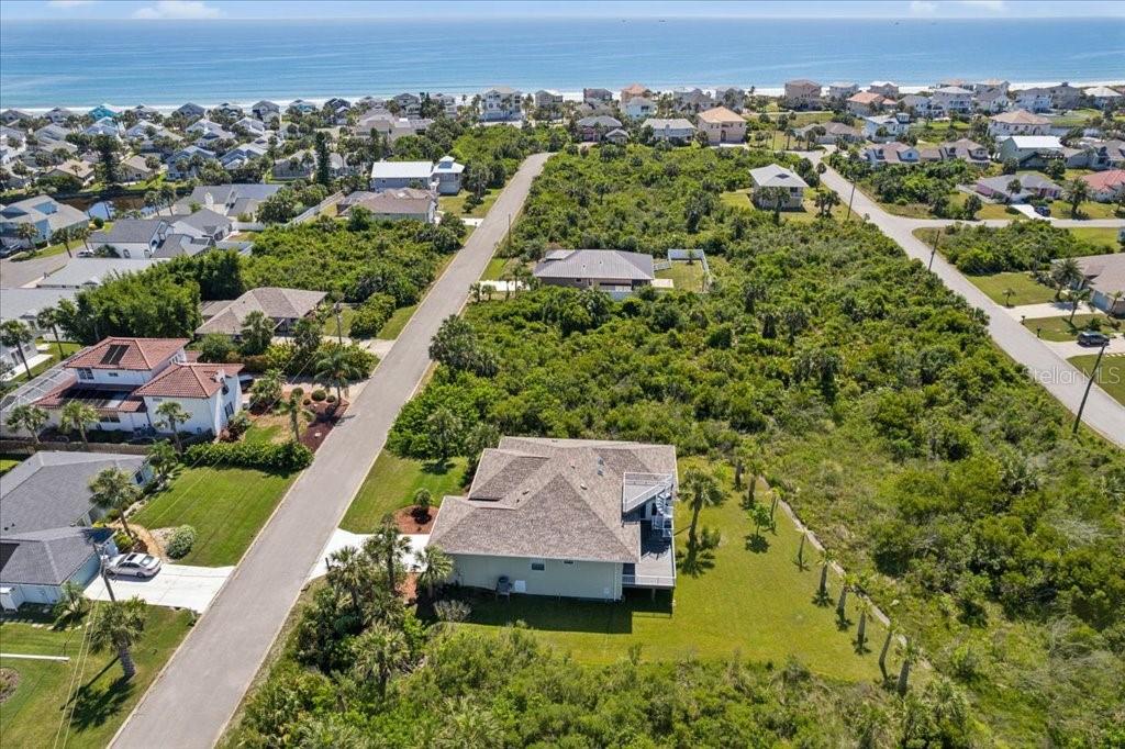 Image 4 of 8 For 16 Mahoe Drive N