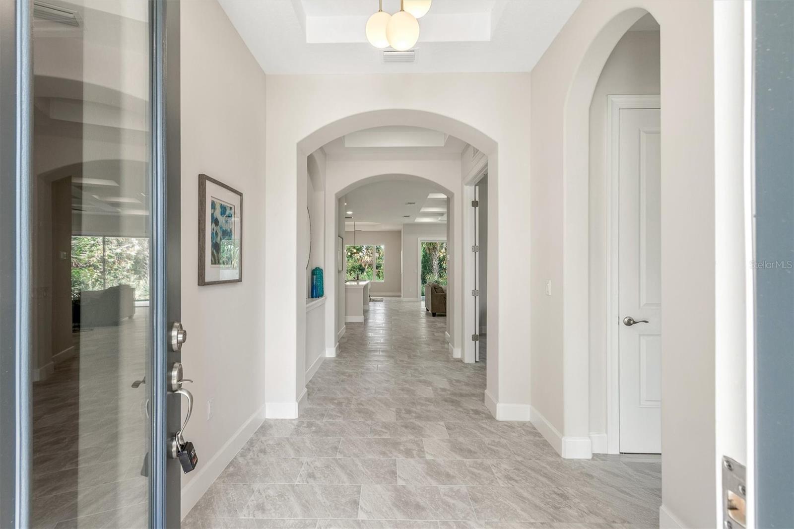 Image 4 of 59 For 80 Lakewalk Drive