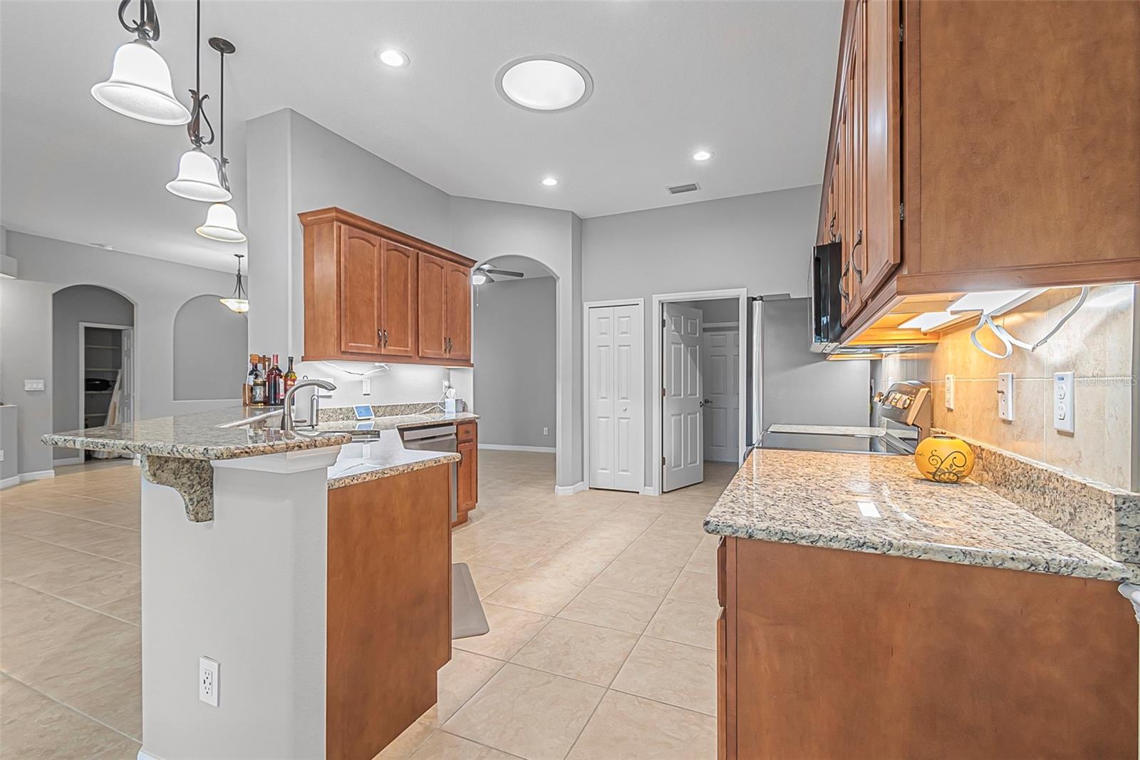 Image 10 of 40 For 3345 Tesoro Circle