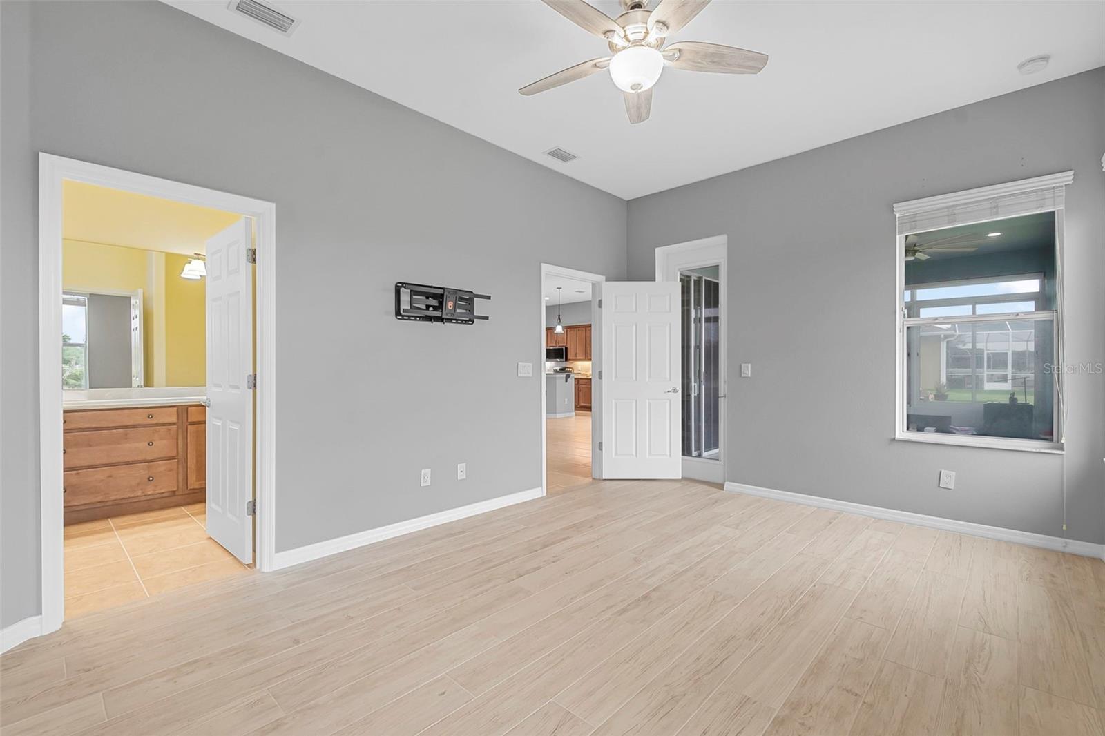 Image 19 of 40 For 3345 Tesoro Circle