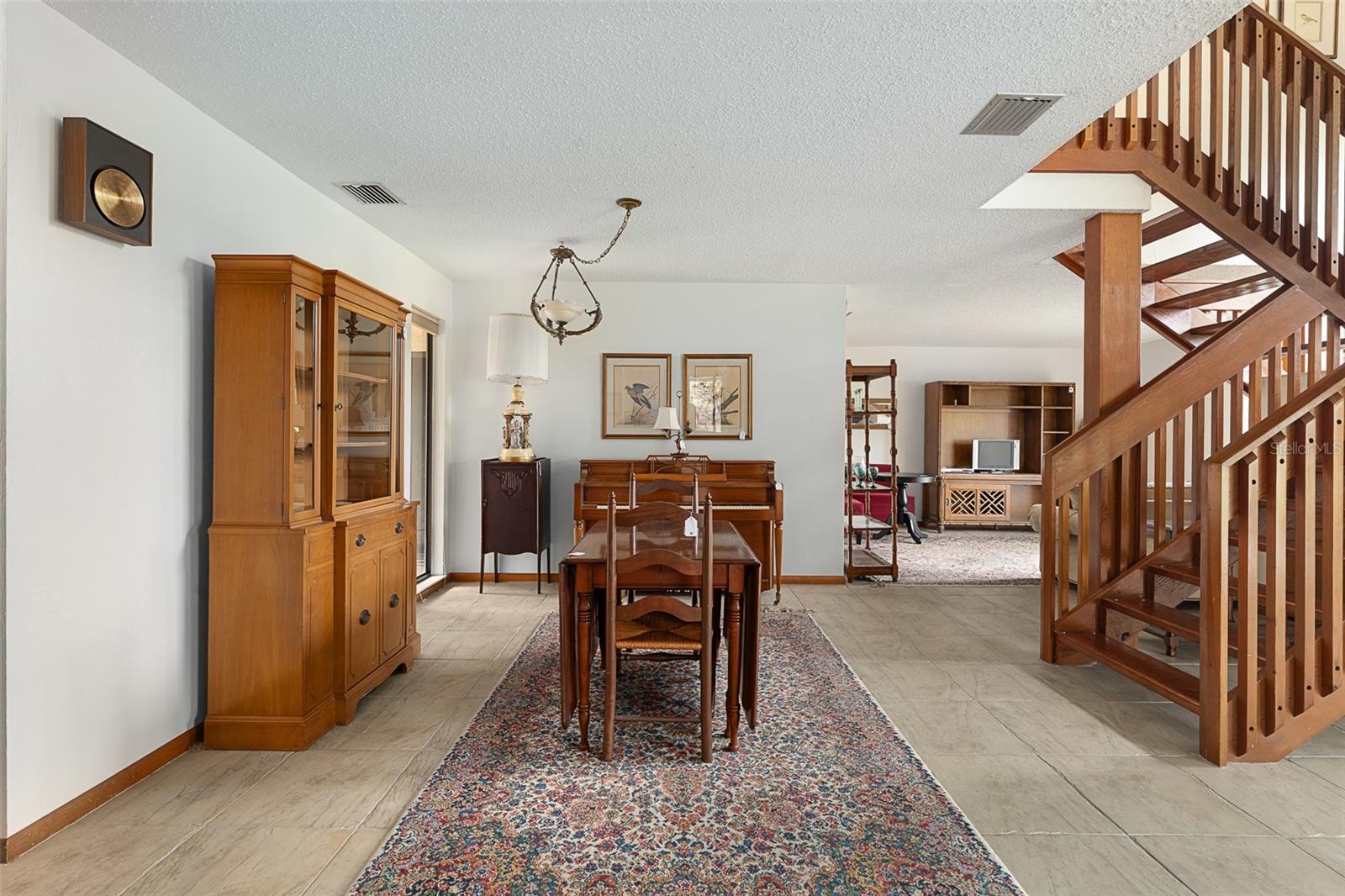 Image 8 of 54 For 55 Village Circle