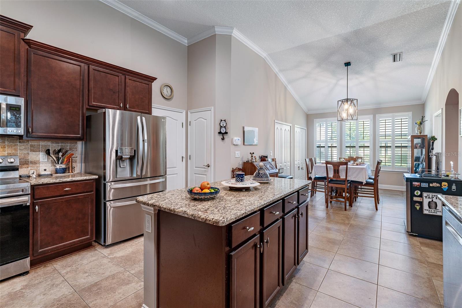 Image 20 of 55 For 2064 Crown Drive