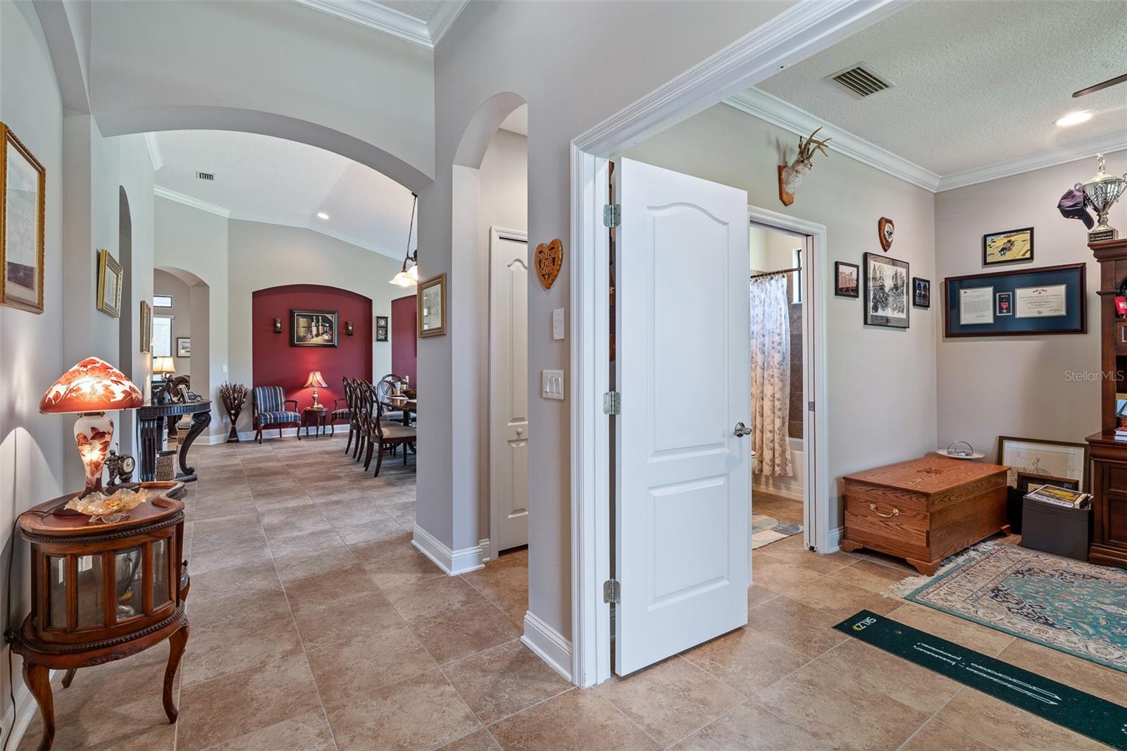 Image 6 of 55 For 2064 Crown Drive