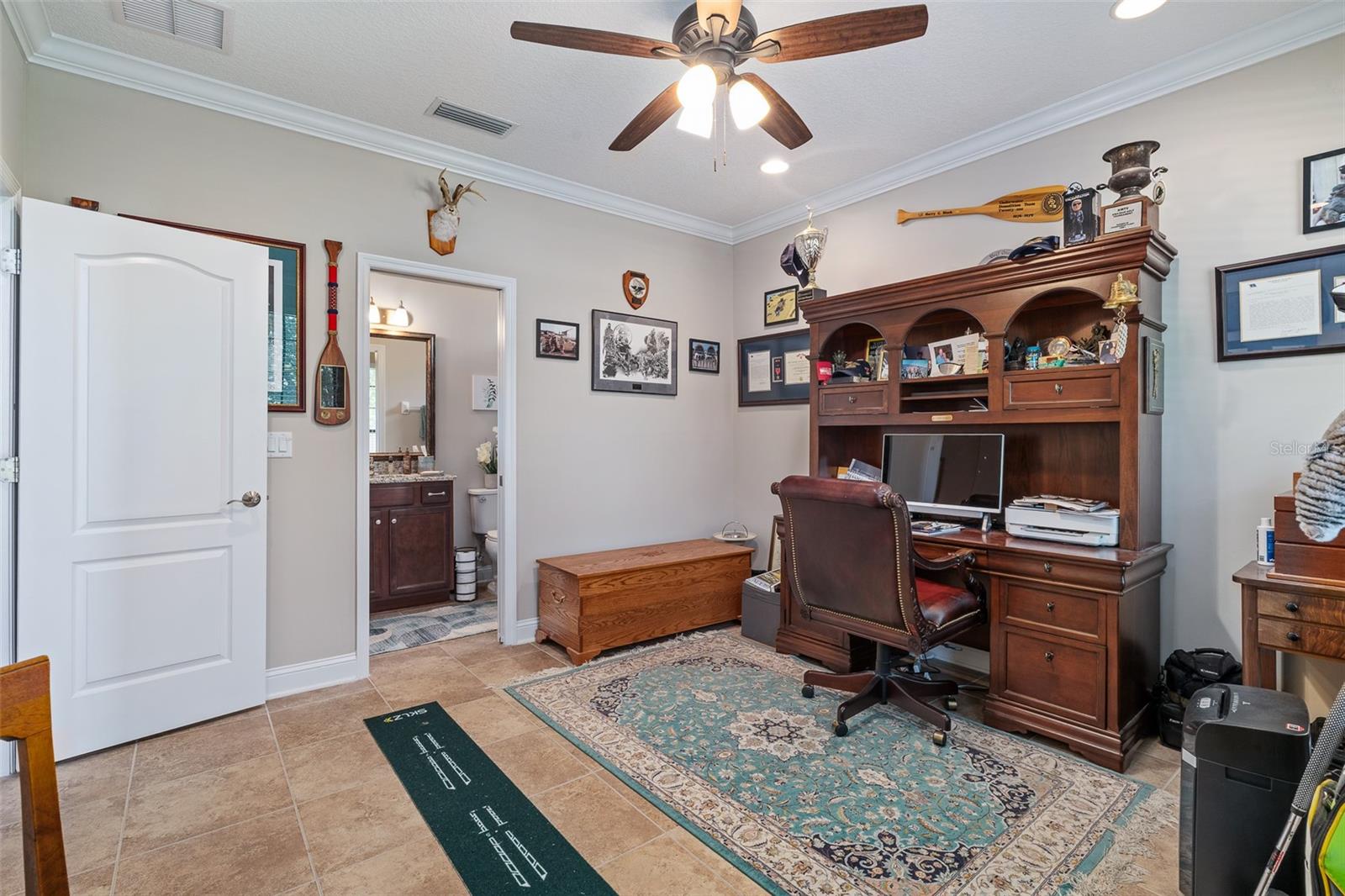 Image 8 of 55 For 2064 Crown Drive