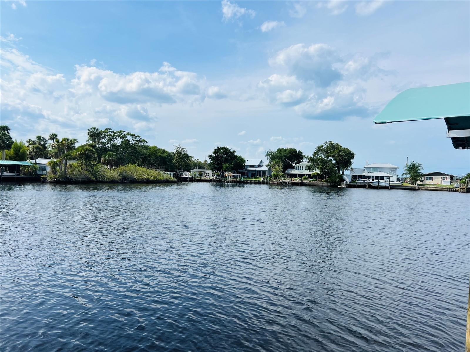 Image 9 of 48 For 992 Shockney Drive